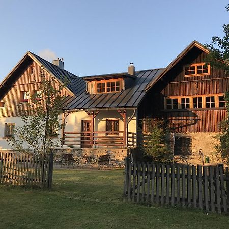 Ubytovani Na Slucim Tahu Prasily Exterior photo